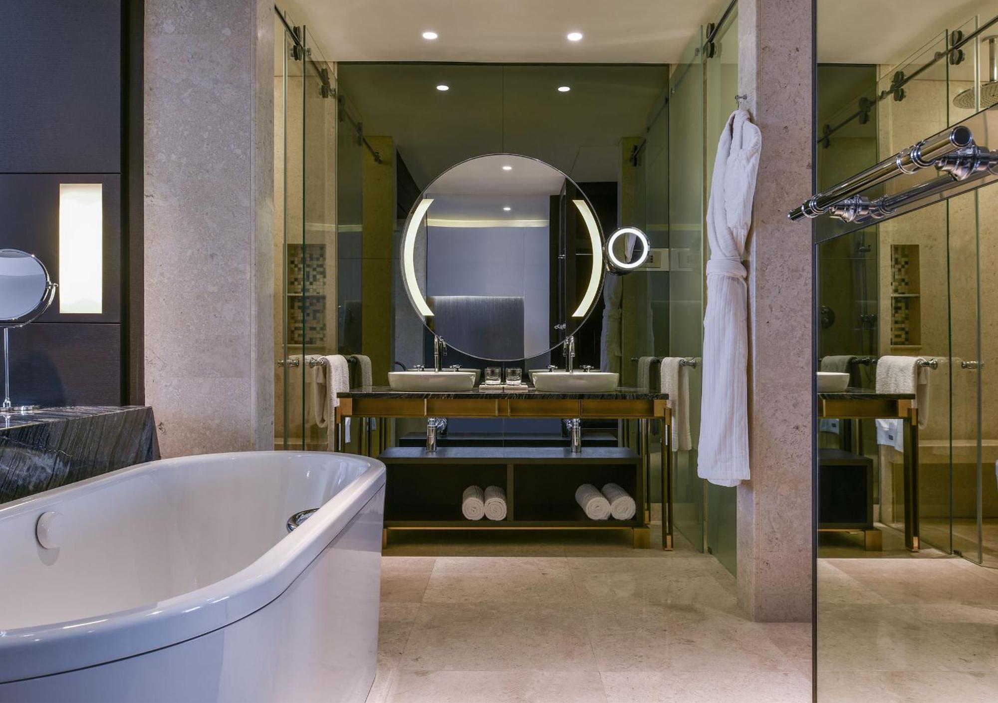 The Westin Doha Hotel & Spa Екстериор снимка